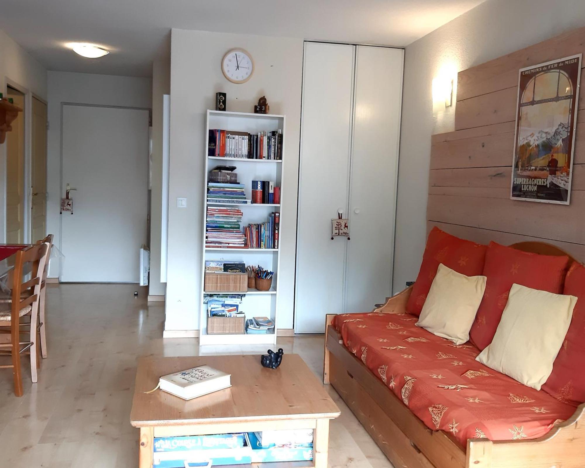 Le 102, T3 Pour 5 Personnes, Vue Montagne, Classe 2 Etoiles Nf, Parking, Piscine En Ete Bagnères-de-Luchon Exteriör bild